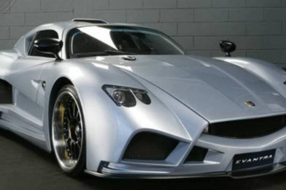 Mazzanti Evantra V8 é revelado