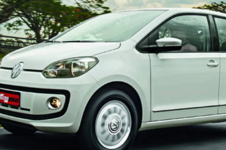 
	O Volkswagen up!: vendas de ve&iacute;culos da VW alcan&ccedil;aram 9,728 milh&otilde;es de unidades em 2013, de 9,345 milh&otilde;es no ano anterior
 (Marco de Bari/Quatro Rodas)