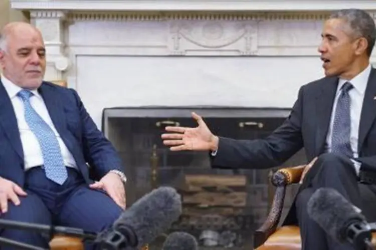 
	O presidente Barack Obama (E) e o primeiro-ministro iraquiano Haider al-Abadi: Obama continua sendo reticente em enviar tropas americanas ao Iraque para fazer frente a ataques do EI
 (Mandel Ngan/AFP)