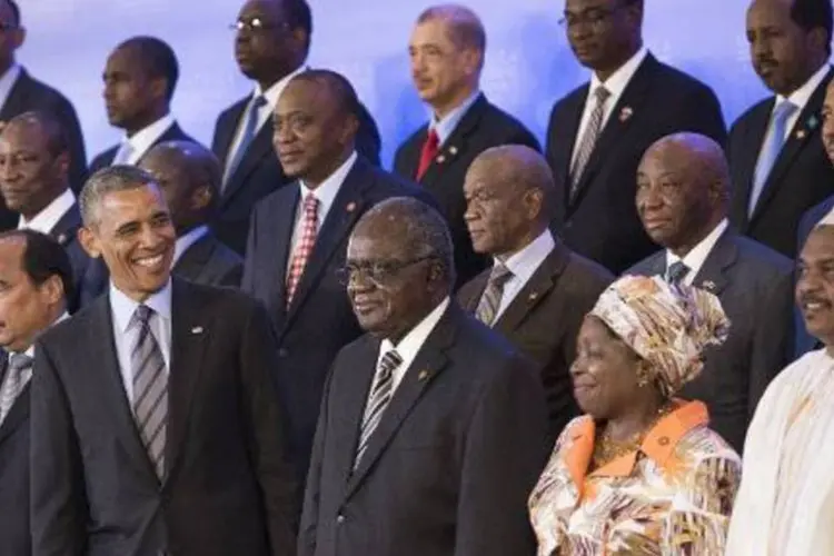 O presidente Barack Obama recebe presidentes africanos durante cúpula em Washington (Saul Loeb/AFP)