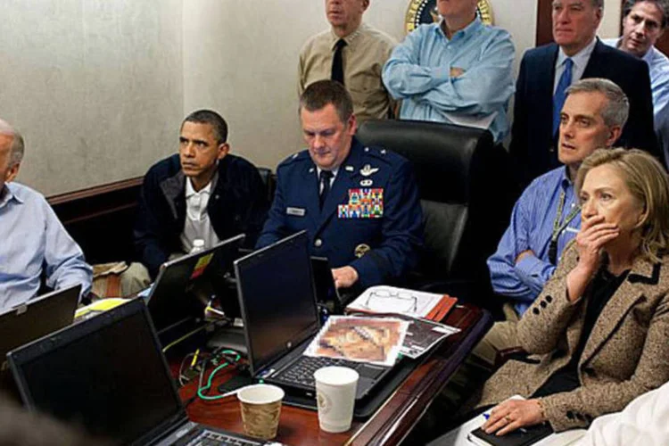 Barack Obama e sua equipe assistem ao ataque a Osama bin Laden: a foto já é uma das mais vistas no Flickr, o serviço de compartilhamento de imagens do Yahoo! (White House)