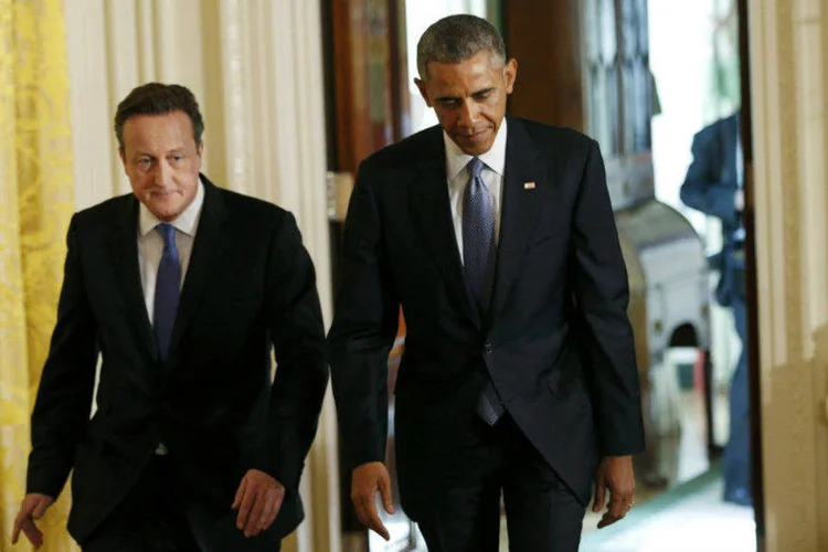 O presidente dos Estados Unidos, Barack Obama, e o premiê do Reino Unido, David Cameron (Kevin Lamarque/Reuters)
