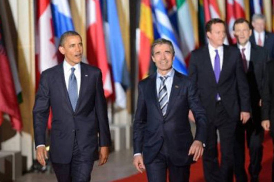 Obama se atém a questões internacionais, mas de olho nas eleições
