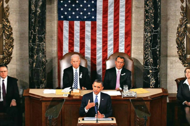 Barack Obama faz o discurso anual no Congresso: um abismo político separa as propostas de democratas e republicanos (Alex Wong/AFP)