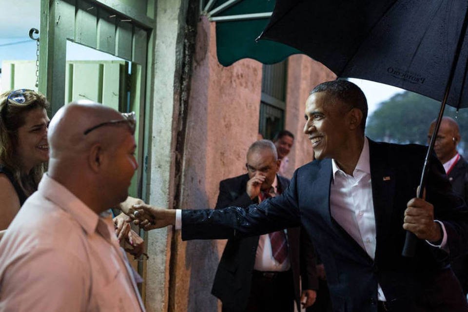 Obama compartilha fotos de sua visita a Cuba no Facebook