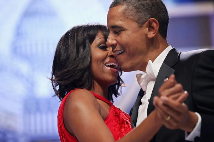 O presidente dos EUA, Barack Obama, dança com a primeira dama, Michelle (Chip Somodevilla/Getty Images)
