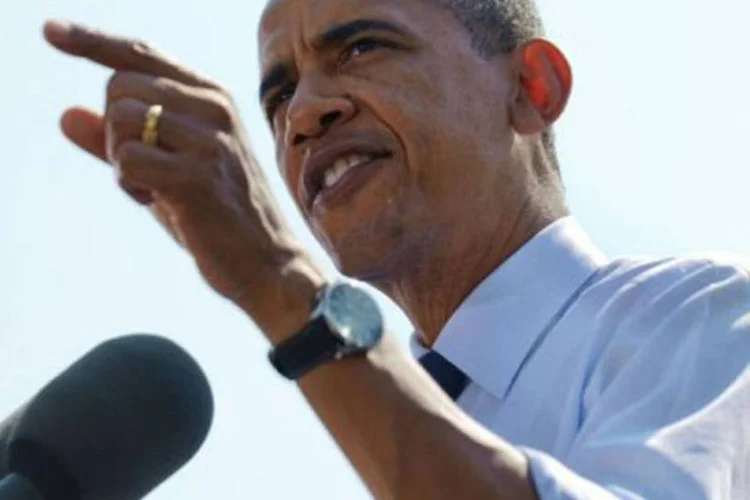 Obama discursa em Ohio: "querem que os multimilionários conservem seus privilégios fiscais ou querem que os professores tenham trabalho?"
 (Mandel Ngan/AFP)
