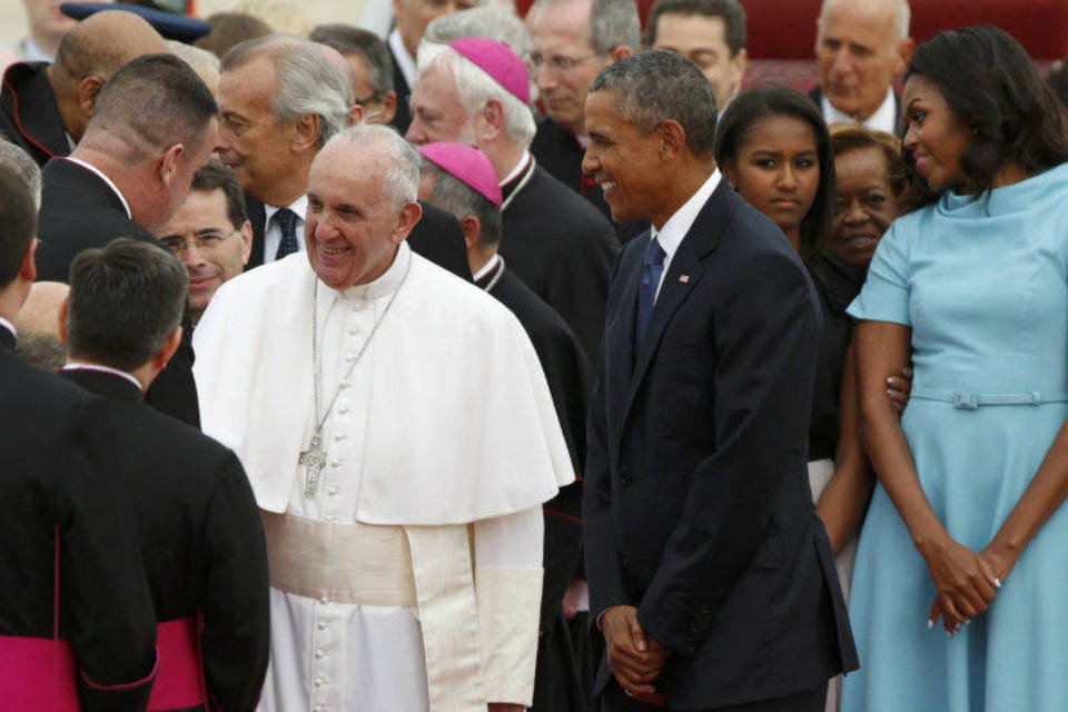 Papa diz esperar que EUA retirem embargo a Cuba