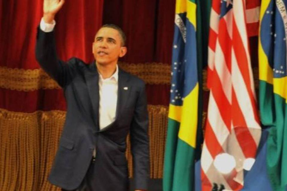 Obama elogia Brasil como potência democrática