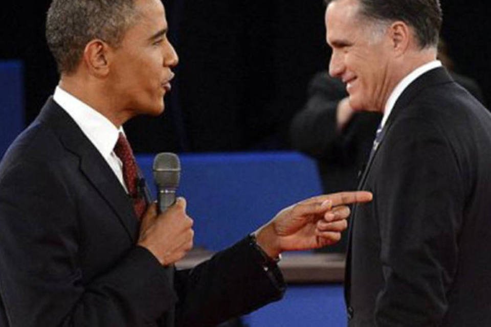 Obama e Romney se enfrentam no último debate presidencial