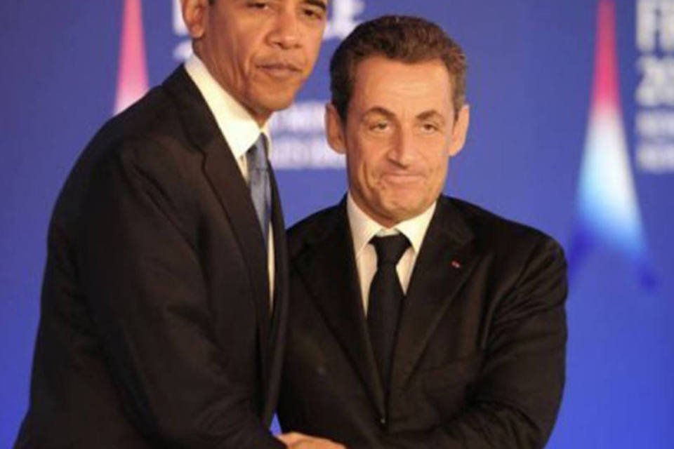 Obama e Sarkozy brincam sobre nascimento de Giulia