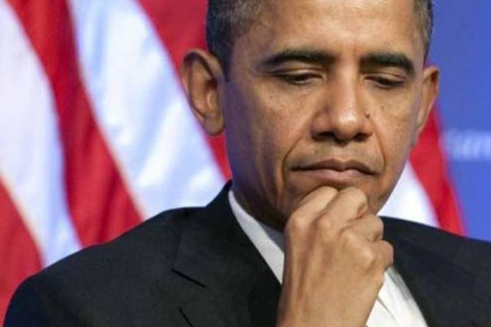 EUA: jornalista interrompe discurso e tira Obama do sério