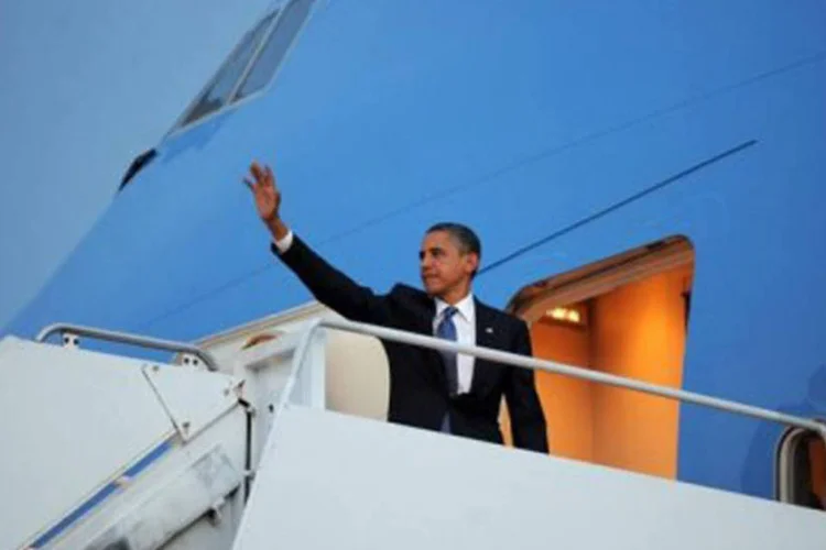 Obama desembarcou na base militar Andrews, perto de Washington D.C. (Jewel Samad/AFP)