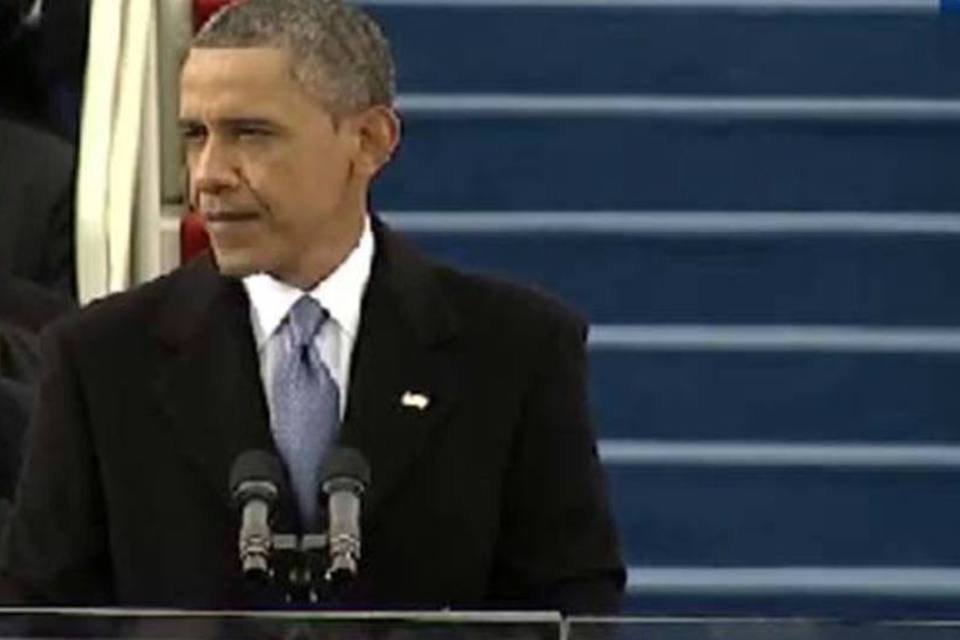 Obama jura publicamente o cargo de presidente dos EUA