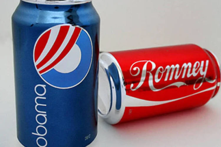 
	As cores, os logotipos e a tipografia usada pelo artista de S&atilde;o Francisco, na Calif&oacute;rnia, lembram, claro, as marcas Pepsi e Coca-Cola
 (Reprodução)
