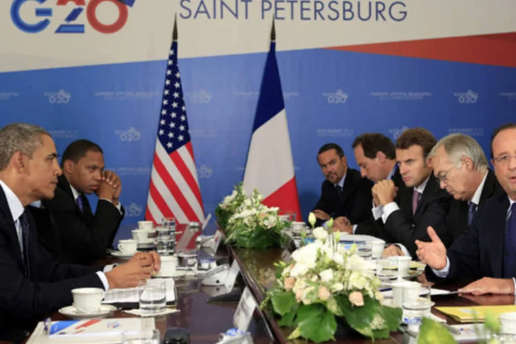 
	Encontro de Obama com Hollande: franc&ecirc;s disse a rep&oacute;rteres que &eacute; necess&aacute;ria a coaliz&atilde;o mais ampla poss&iacute;vel para uma a&ccedil;&atilde;o contra a S&iacute;ria
 (.)