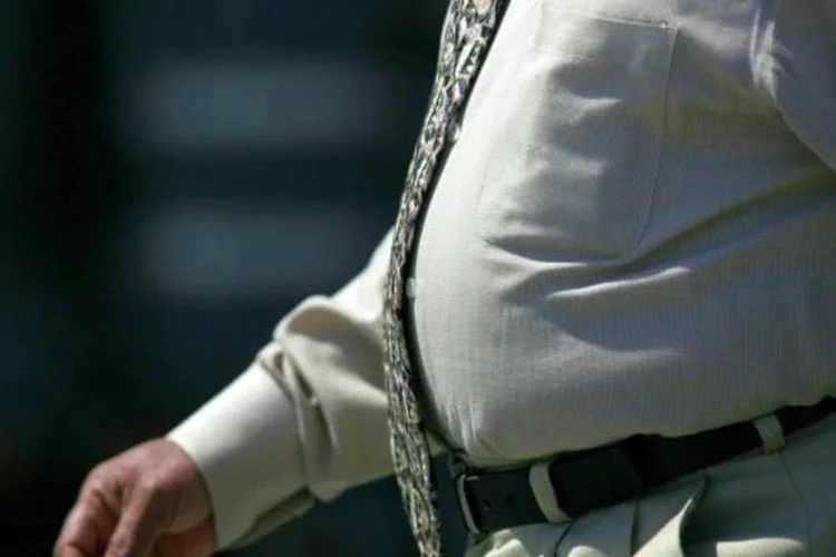 Com o desenvolvimento dospaíses, a população deles passa a adotar, cada vez mais, um estilo de vida que as coloca em risco de obesidade e doenças relacionadas, segundo o estudo (Getty Images)