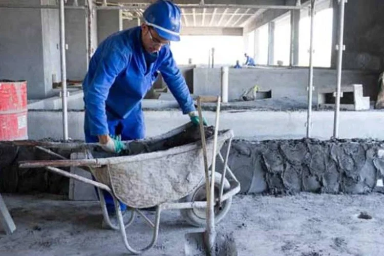 
	Obra da Even em Campo de Belo: analista do Ita&uacute; acredita que deve haver uma recupera&ccedil;&atilde;o gradual da rentabilidade das construtoras em 2014
 (Omar Paixão)