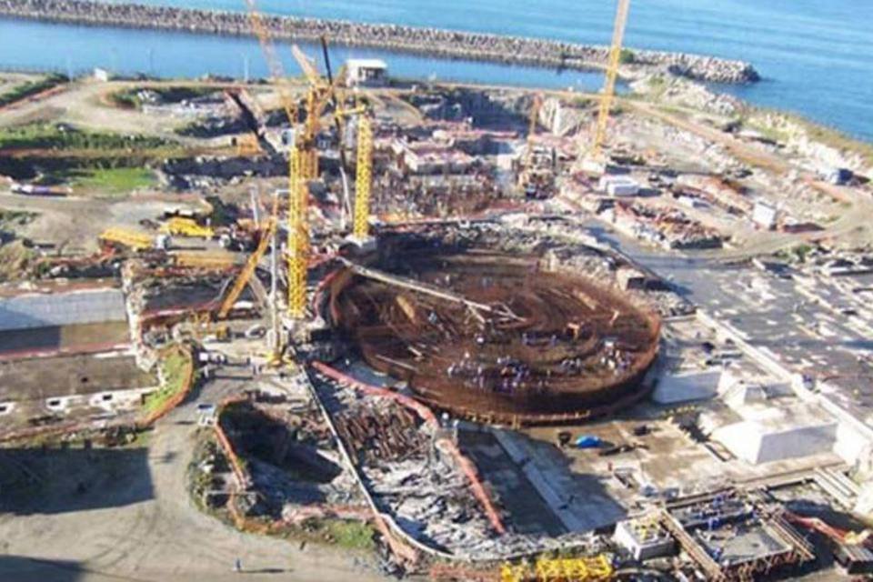 Areva assina contrato para construir reator em Angra 3