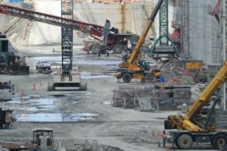 Obras de ampliação do Canal do Panamá: obra foi suspensa devido à falta de um acordo sobre financiamento (Rodrigo Arangua/AFP)