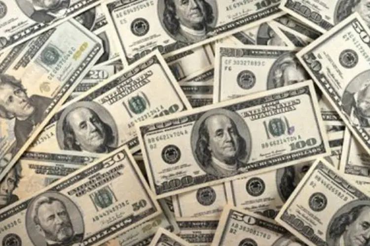 Alta do dólar pode ser interrompida com uma intervenção do Banco Central (Karen Bleier/AFP)