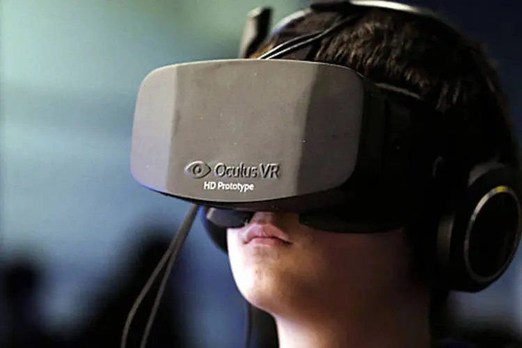 
	Menino usando Oculus Rift: a previs&atilde;o de lan&ccedil;amento do filme &eacute; dezembro de 2014
 (Bloomberg)