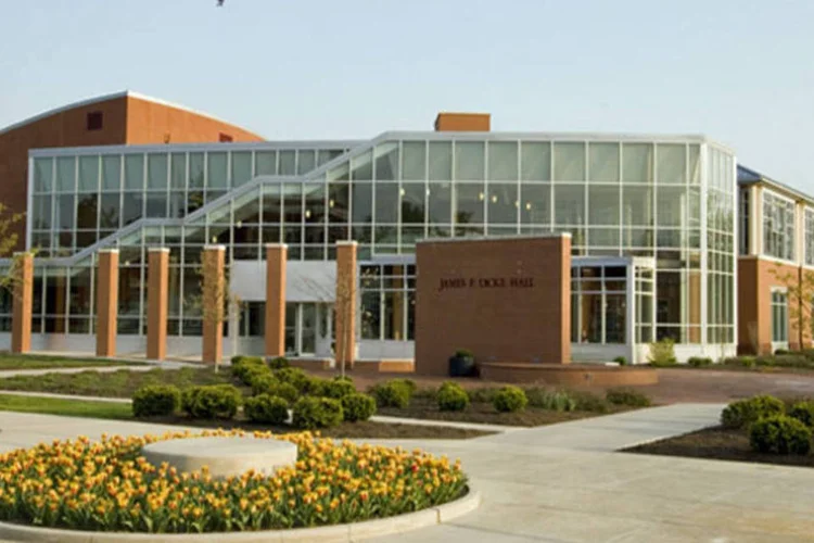 Ohio Northern University (James F. Dicke) (Wikimedia Commons/Divulgação)