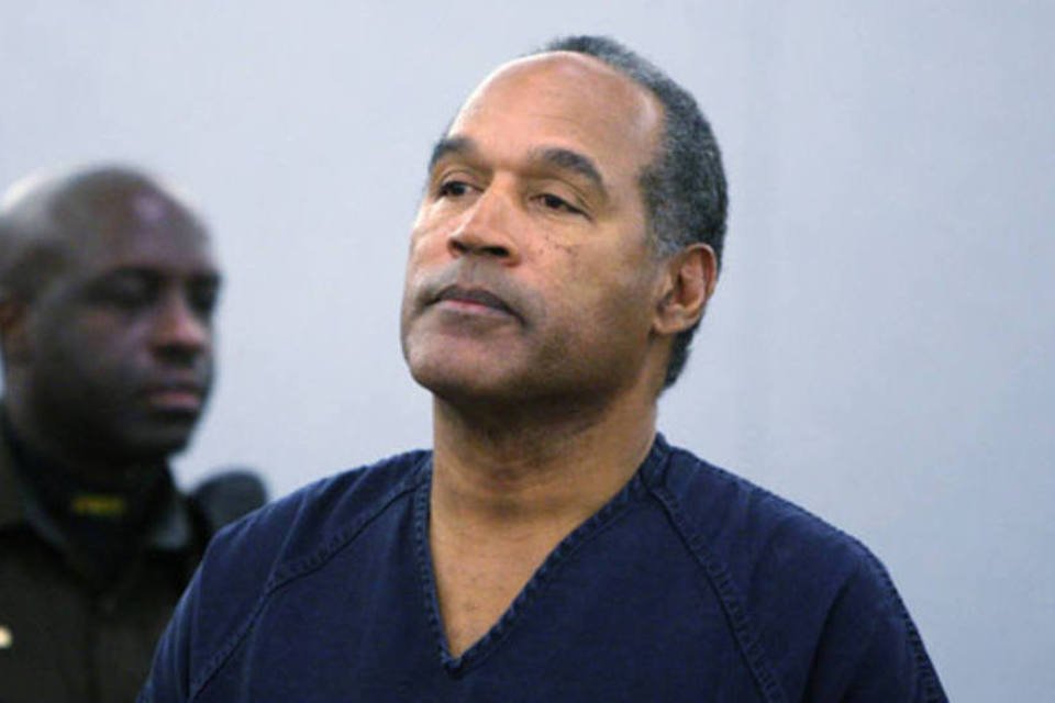 O.J. Simpson recebe benefício, mas segue preso em Nevada