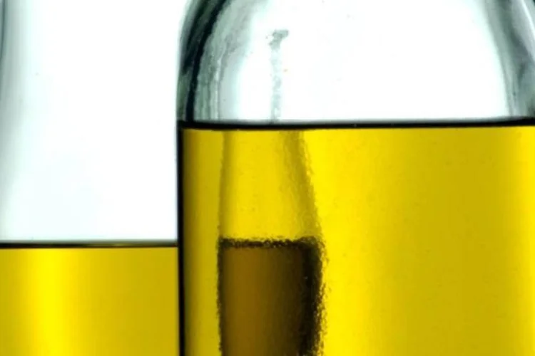 
	&Oacute;leo de Cozinha: iniciativa estimula a reciclagem do &oacute;leo de cozinha&nbsp;para o uso como mat&eacute;ria-prima na produ&ccedil;&atilde;o de sab&atilde;o e de fontes de energia
 (Stock.XCHNG)