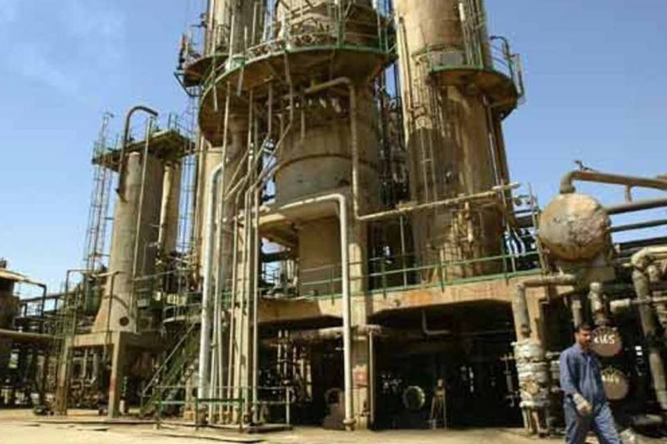 Importação de petróleo do Irã pela China cai