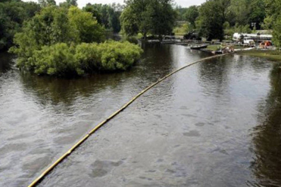 Quebra de oleoduto pode ter contaminado rio nos EUA