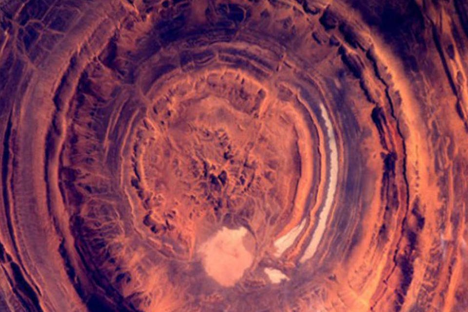 NASA fotografa o Olho da África visto do espaço