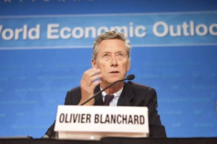 O economista chefe do FMI, Olivier Blanchard, fez sua análise durante a assembléia anual da entidade (AFP/Stephen Jaffe)