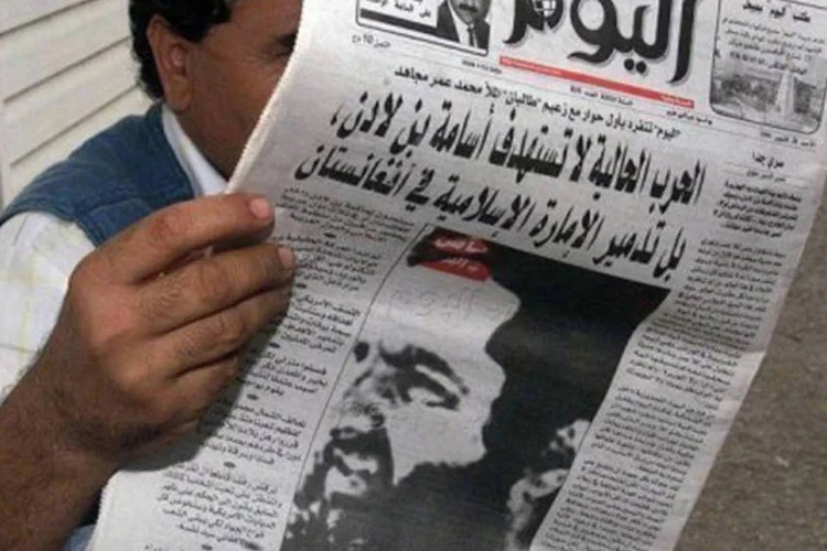 Uma recompensa de 10 milhões de dólares é oferecida para quem encontrar mulá Omar (Hocine Zaourar/AFP)