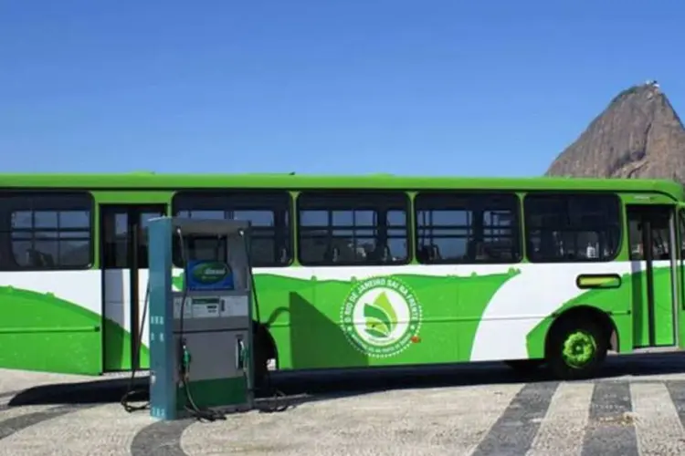 Ônibus carioca a biodiesel: país já pode adicionar 10% à mistura do combustível (Divulgação)