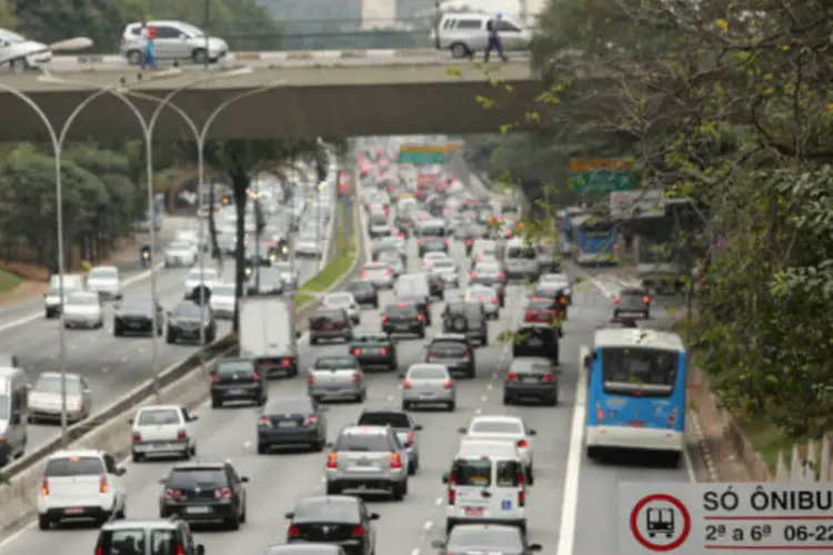 
	Transporte em S&atilde;o Paulo: maior contribui&ccedil;&atilde;o para o resultado veio do grupo Transportes, com a alta acelerando a 0,28 por cento, ante 0,11 por cento em novembro
 (Fábio Arantes / Prefeitura de São Paulo)