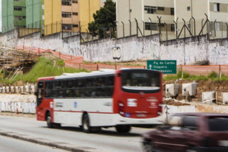 Círculo vicioso dificulta melhoria no transporte, diz Ipea