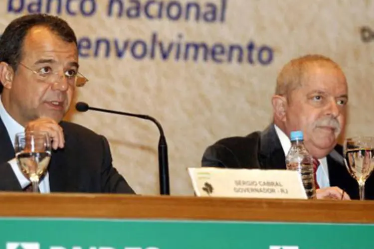 Ontem, o governador chegou a evento no Rio ao lado do ex-presidente Luiz Inácio Lula da Silva e evitou um vexame público (Carlos Magno/Governo do Rio)