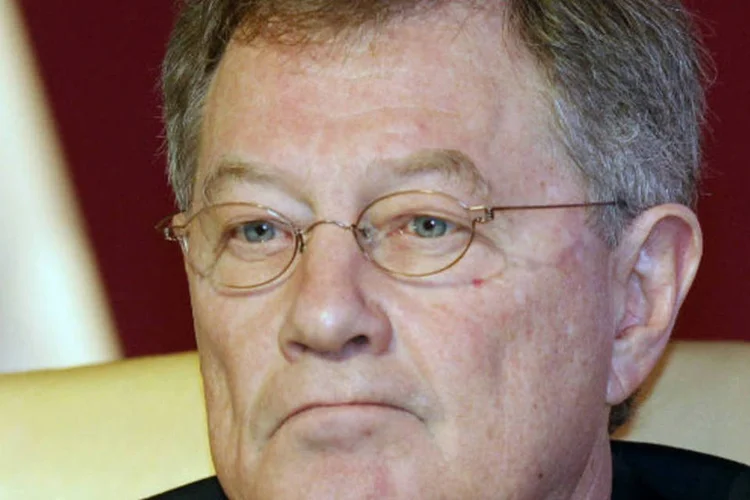 
	Enviado da ONU para Crimeia, Robert Serry: &quot;seu autom&oacute;vel foi bloqueado por homens armados e de uniforme&quot;, disse porta-voz
 (Mohammed Dabbous/Files/Reuters)