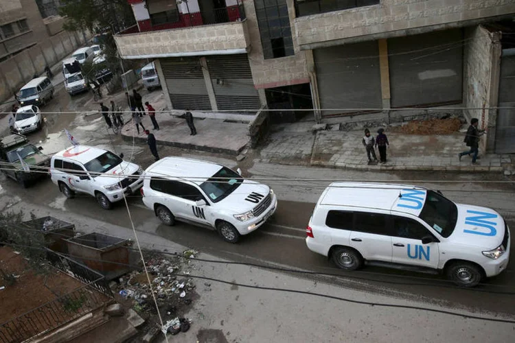 
	Ajuda humanit&aacute;ria: &quot;Nossos militares est&atilde;o verificando a informa&ccedil;&atilde;o sobre este ataque&quot;
 (Bassam Khabieh / Reuters)