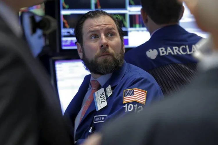 
	Operador: segundo estudo, mesmo os melhores fundos do mercado apresentam quedas no meio do caminho
 (Reuters)