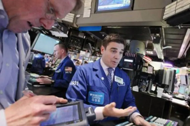 
	Bolsa de Nova York:&nbsp;&iacute;ndice Dow Jones recuou 0,17 por cento, para 16.302 pontos
 (©AFP/Getty Images / Mario Tama)