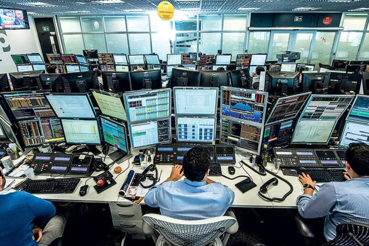 
	Operadores de mercado: o Bank of America prev&ecirc; 62.000 pontos para o Ibovespa
 (Germano Luders/Exame)