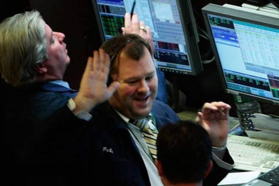 Operadores comemoram na NYSE: quanto maior a empresa, mais a ação sobe na estreia (Getty Images)