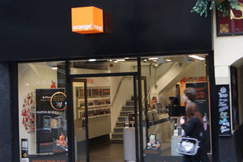 
	Loja da&nbsp;Orange, marca da France Telecom: lucro da empresa recuou no ano passado, em meio &agrave; crescente concorr&ecirc;ncia em seu mercado dom&eacute;stico
 (Wikimedia Commons)