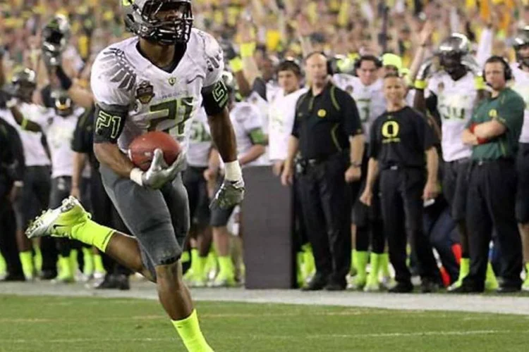 Oregon Ducks: Nike redesenhou o uniforme para que jogadores pareçam mais rápidos (Getty Images)