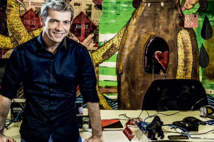 Alberto Blanco, da Riot: Escritório que não tem baias para separar as mesas nem salas exclusivas para os sócios (Fabiano Accorsi / EXAME PME)