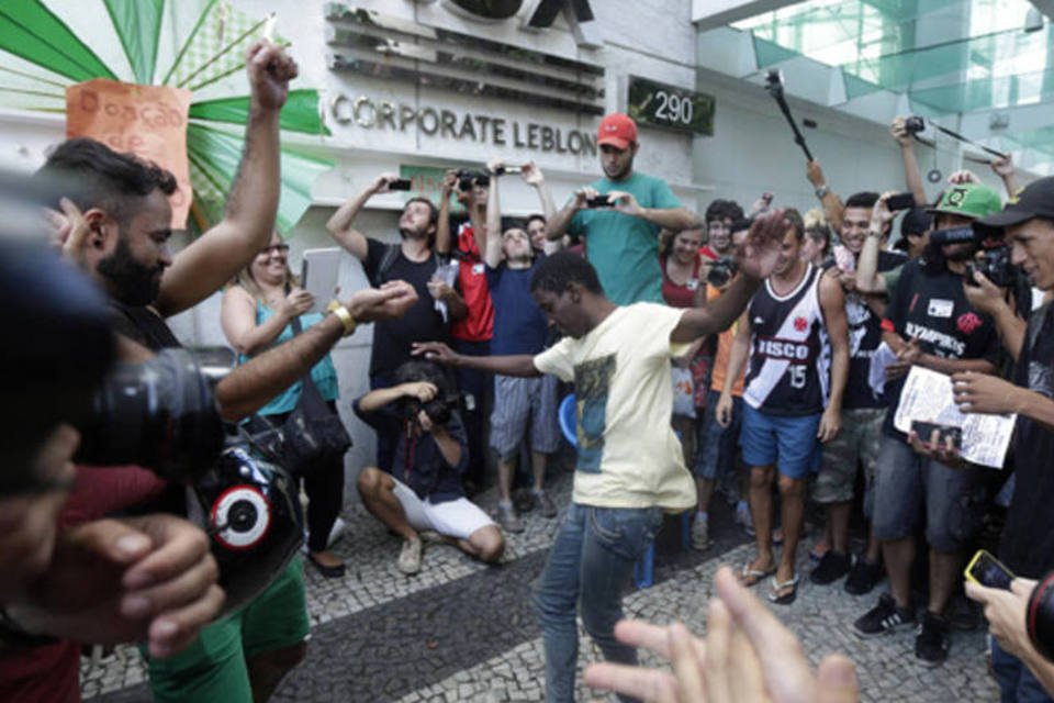 Shoppings vão buscar liminares contra protestos na Copa