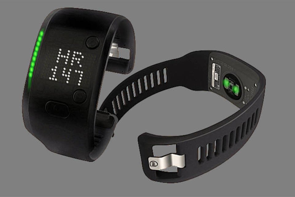Fit Smart: pulseira conectada para exercícios anunciada pela Adidas tem design lamentável (Divulgação/Adidas)