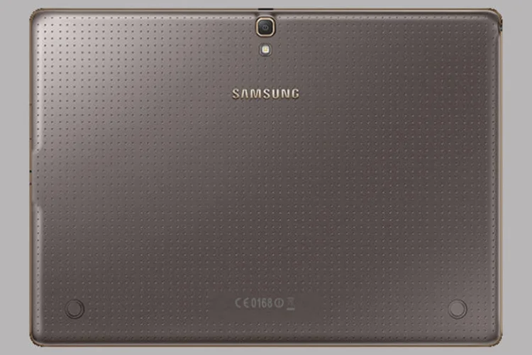 
	O tablet Samsung Tab S: o SecuTABLET combina o Tab S 10.5, da Samsung, com o cart&atilde;o microSD, da Secusmart, e com software IBM
 (Divulgação/Samsung)